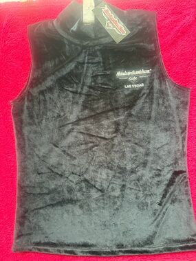 Harley-Davidson Cafe’ Black Velvet Las Vegas Logo Sleeveless Mock Neck Top